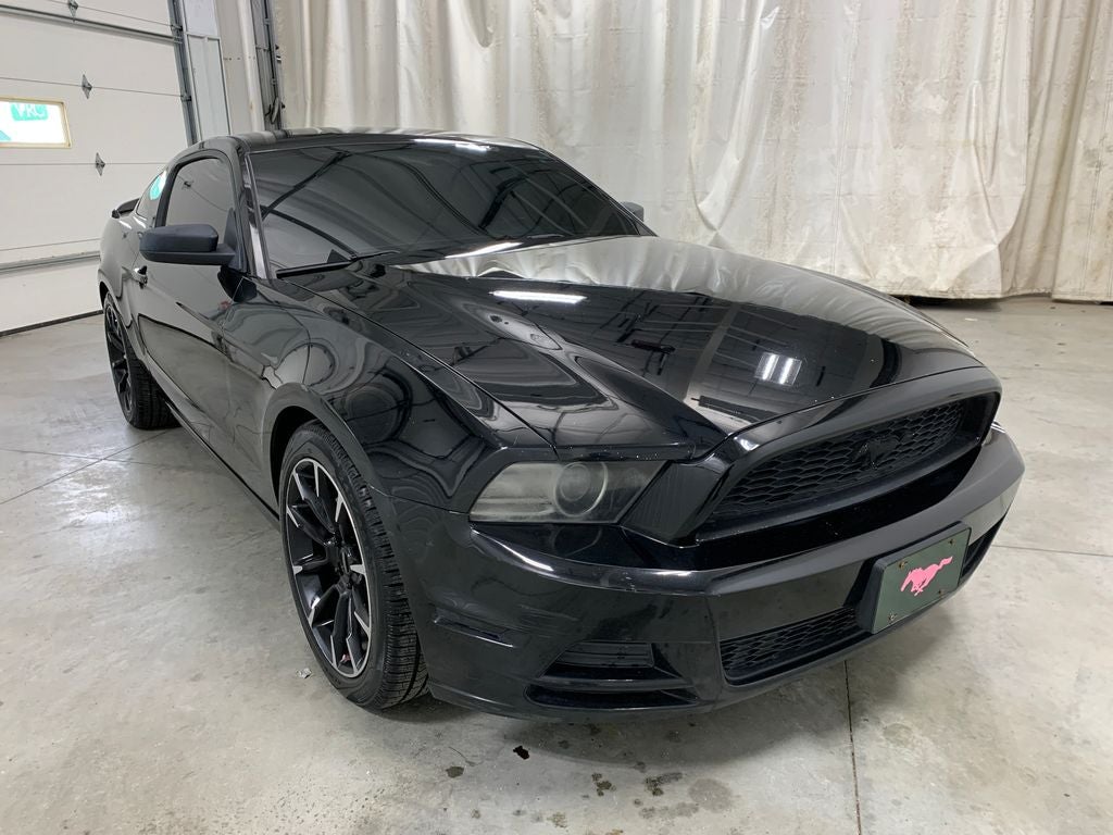 Used 2013 Ford Mustang V6 with VIN 1ZVBP8AM4D5276109 for sale in Woodville, OH