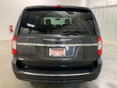 2011 Chrysler Town & Country Touring