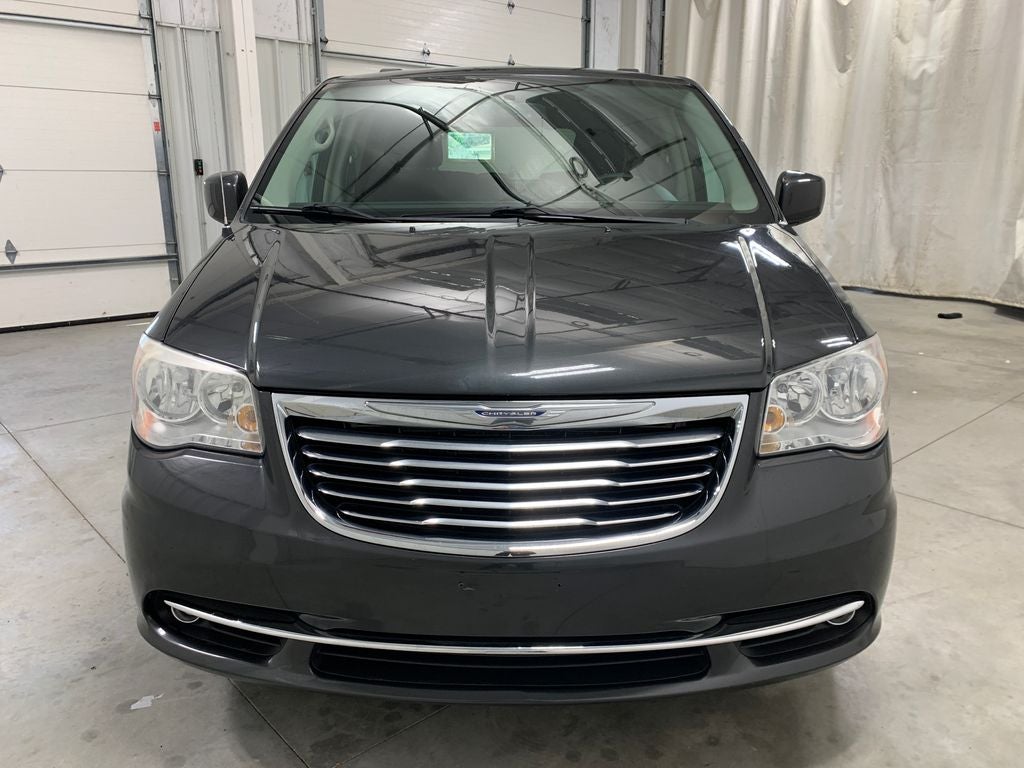 2011 Chrysler Town & Country Touring
