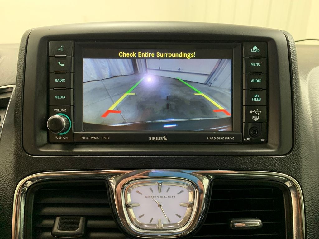 2011 Chrysler Town & Country Touring
