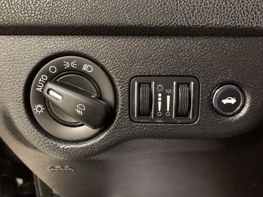 2011 Dodge Charger Rallye Plus