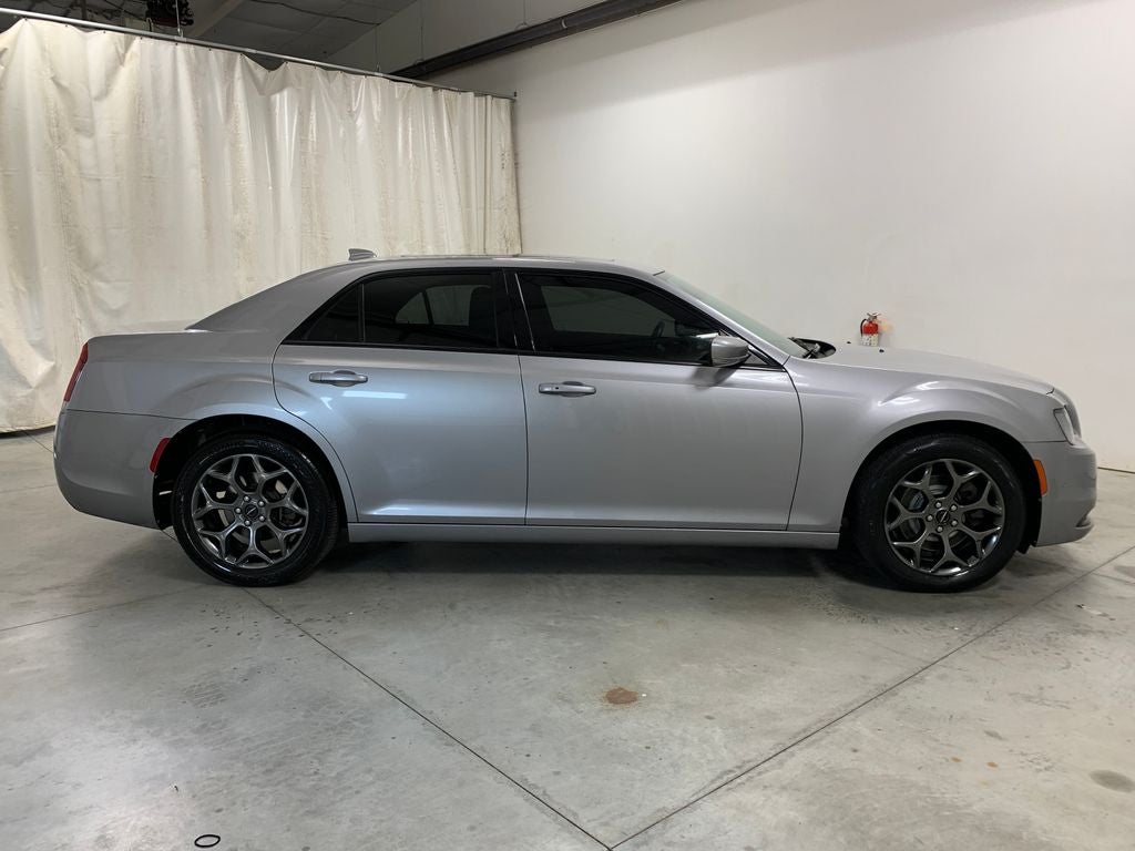 2018 Chrysler 300 S