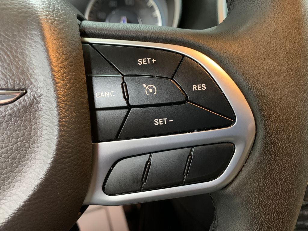 2023 Chrysler 300 Touring