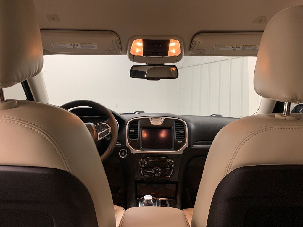 2023 Chrysler 300 Touring