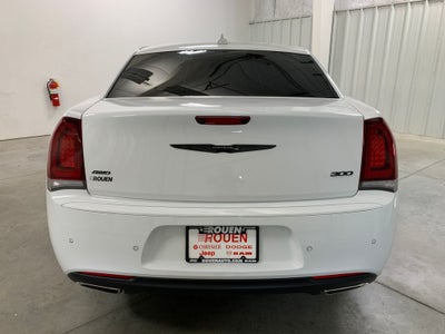 2023 Chrysler 300 Touring