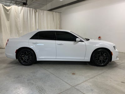2023 Chrysler 300 Touring