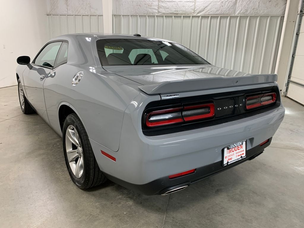 2021 Dodge Challenger SXT