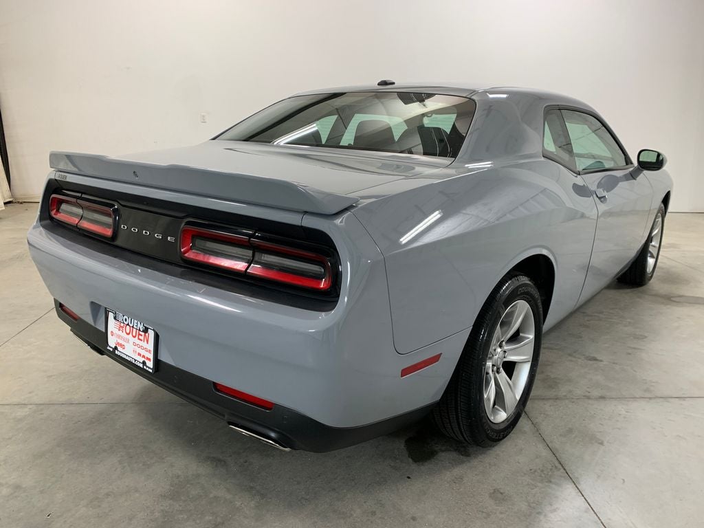2021 Dodge Challenger SXT