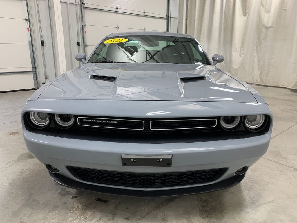 2021 Dodge Challenger SXT