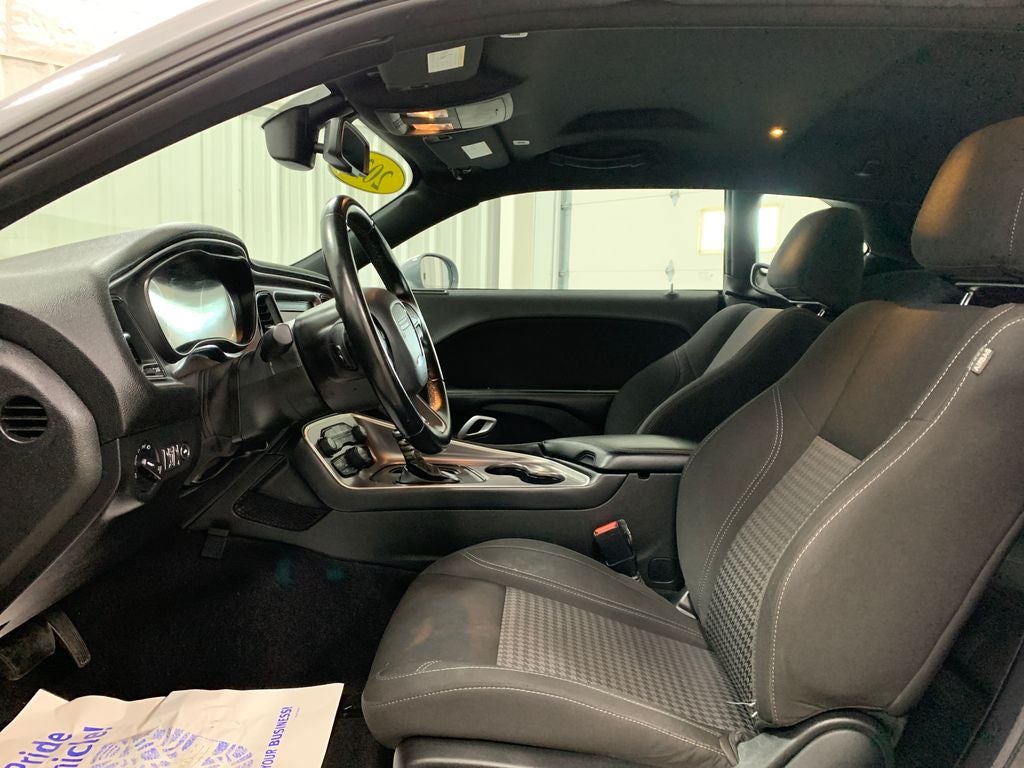 2021 Dodge Challenger SXT