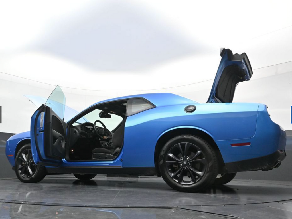 2023 Dodge Challenger SXT