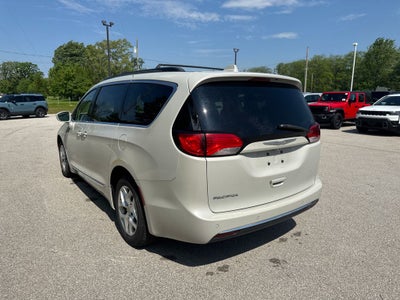 2017 Chrysler Pacifica Touring L