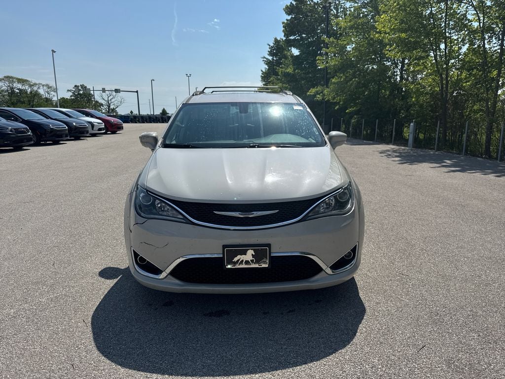 2017 Chrysler Pacifica Touring L