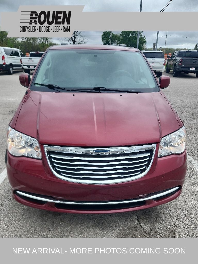 2015 Chrysler Town & Country Touring