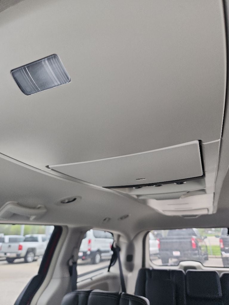 2015 Chrysler Town & Country Touring