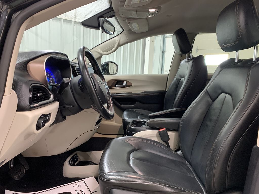 2017 Chrysler Pacifica Touring L