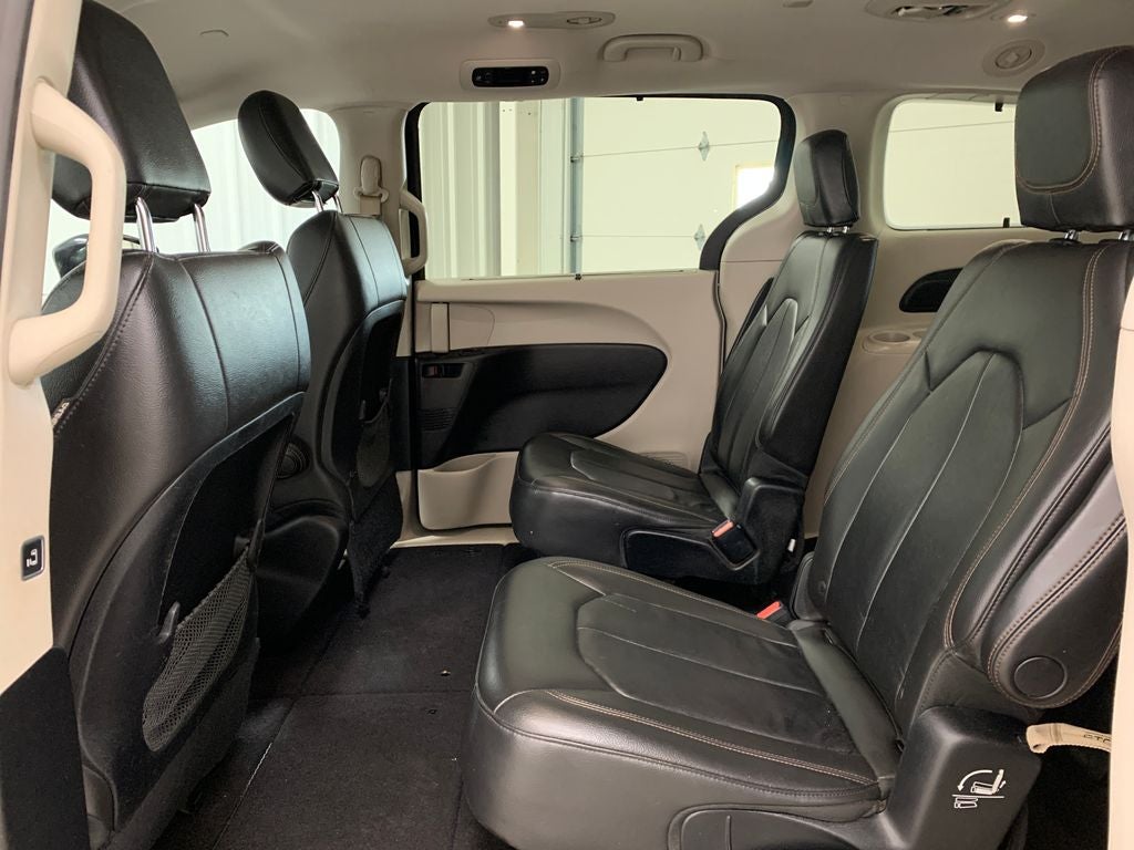 2017 Chrysler Pacifica Touring L