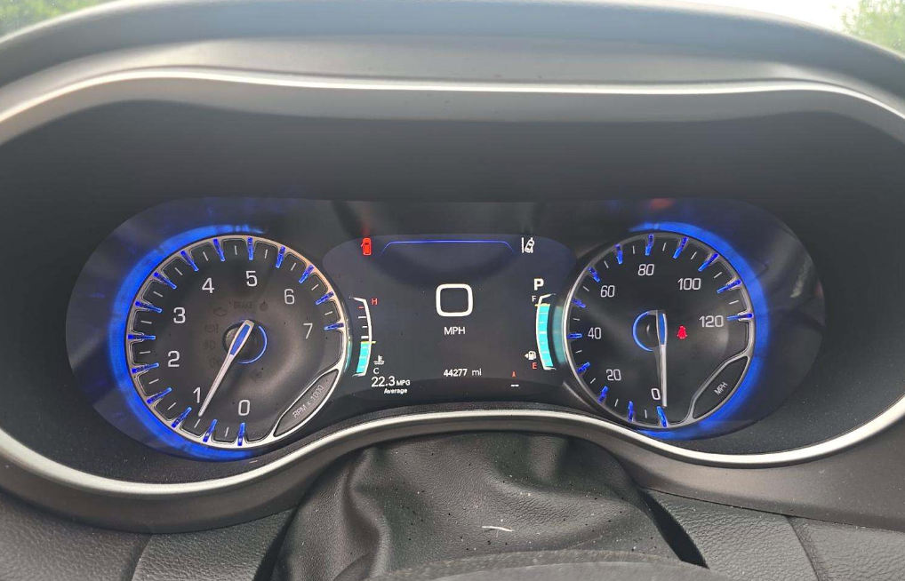 2025 Chrysler Pacifica Select