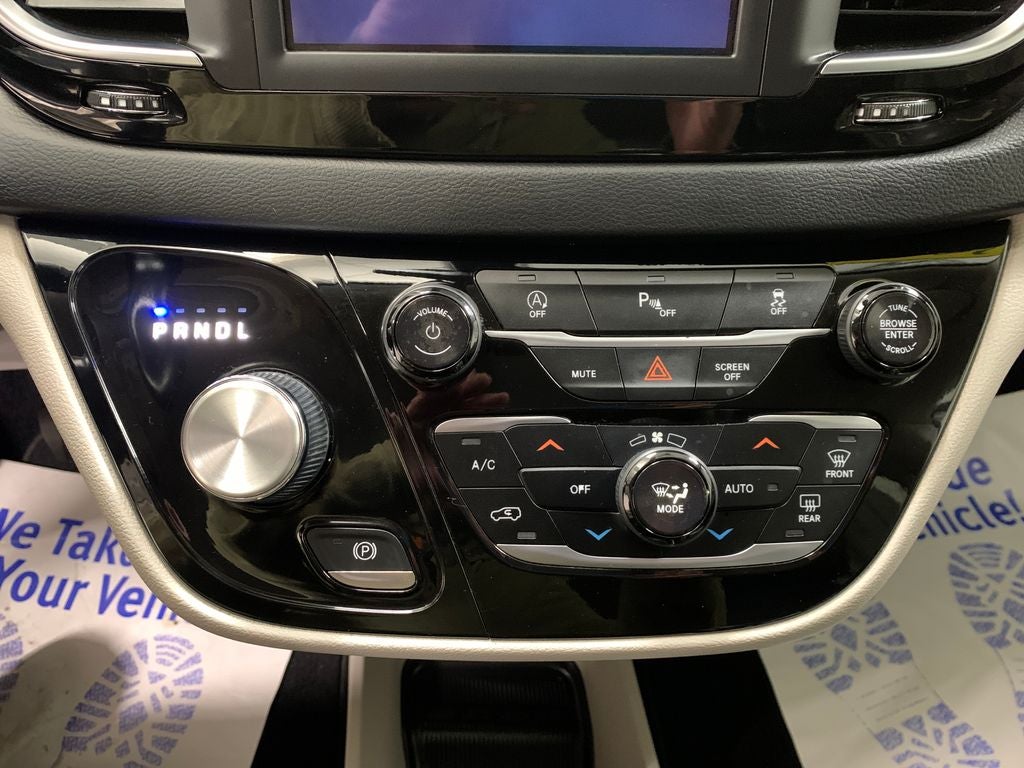 2018 Chrysler Pacifica Touring L