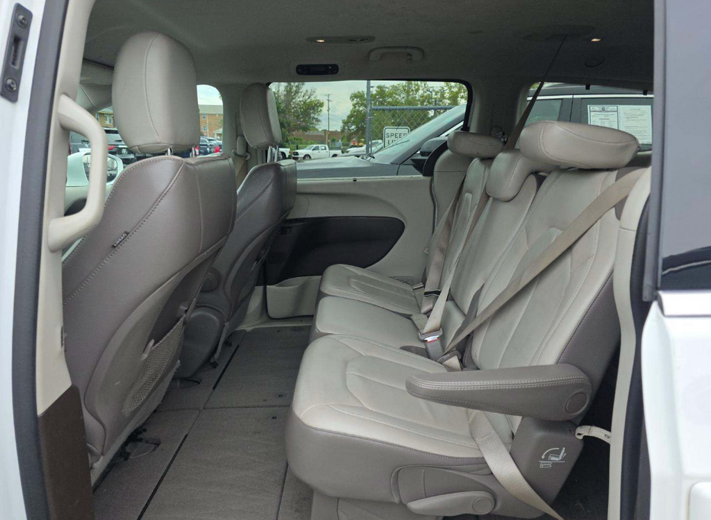2018 Chrysler Pacifica Touring L
