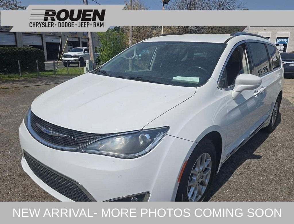 2020 Chrysler Pacifica Touring L