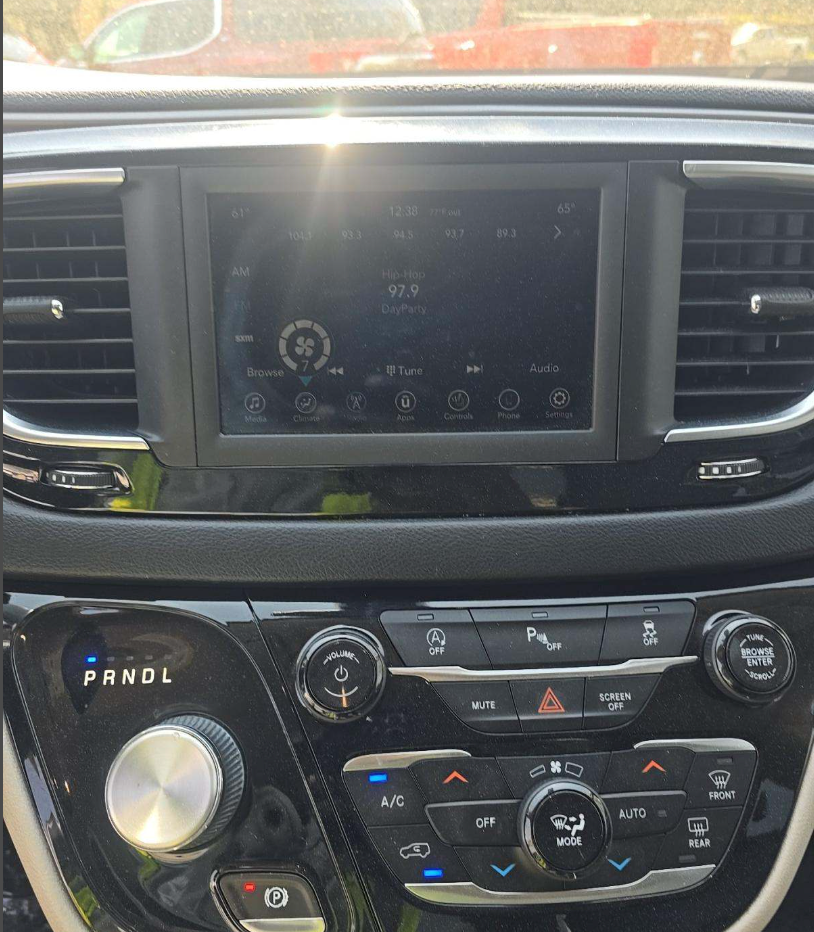 2020 Chrysler Pacifica Touring L