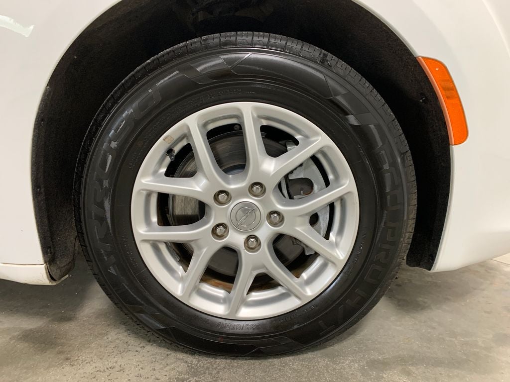 2020 Chrysler Pacifica Touring L