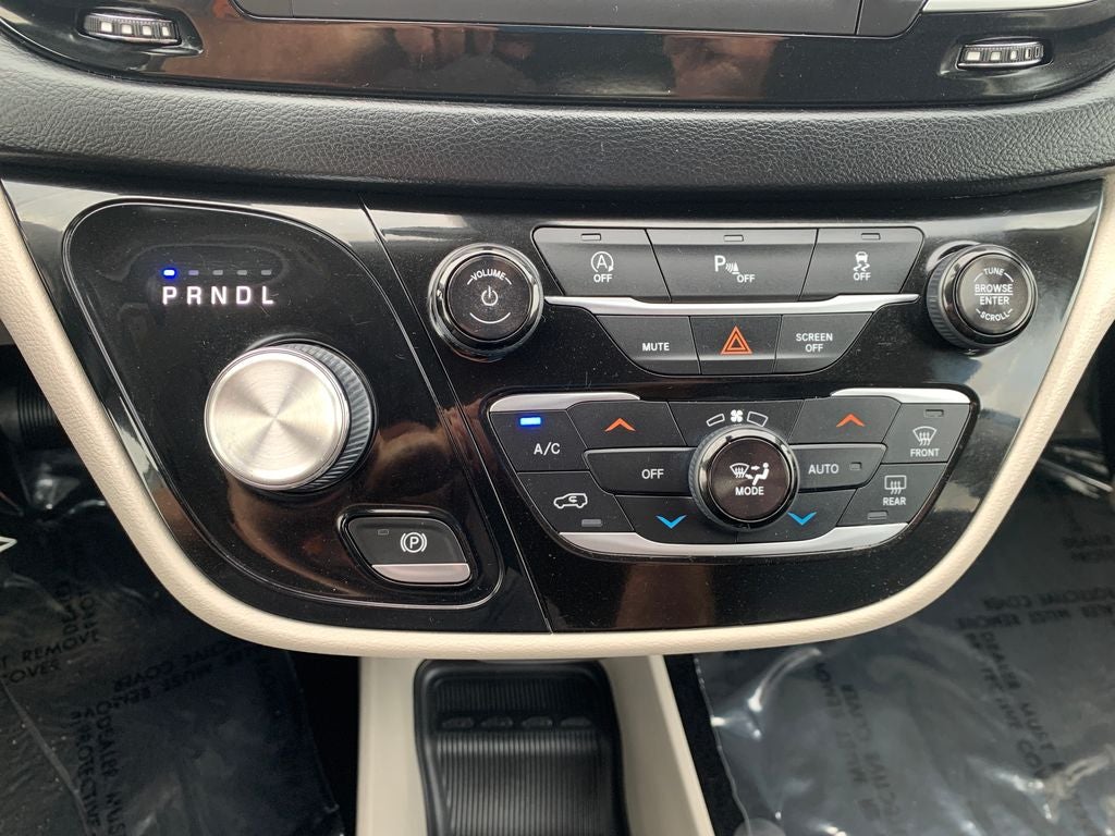 2018 Chrysler Pacifica Touring L
