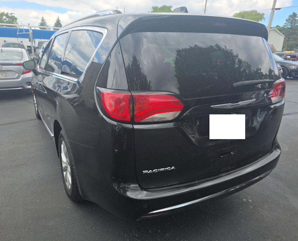 2018 Chrysler Pacifica Touring L