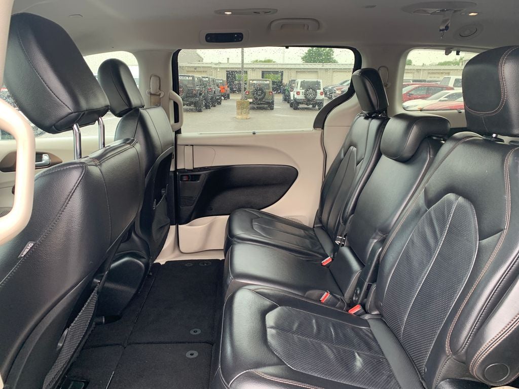 2018 Chrysler Pacifica Touring L