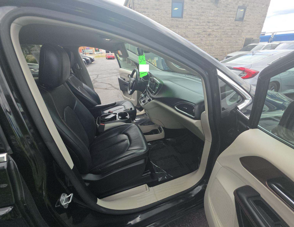 2018 Chrysler Pacifica Touring L