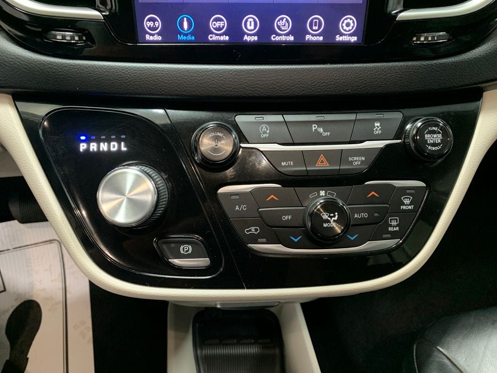 2018 Chrysler Pacifica Touring L
