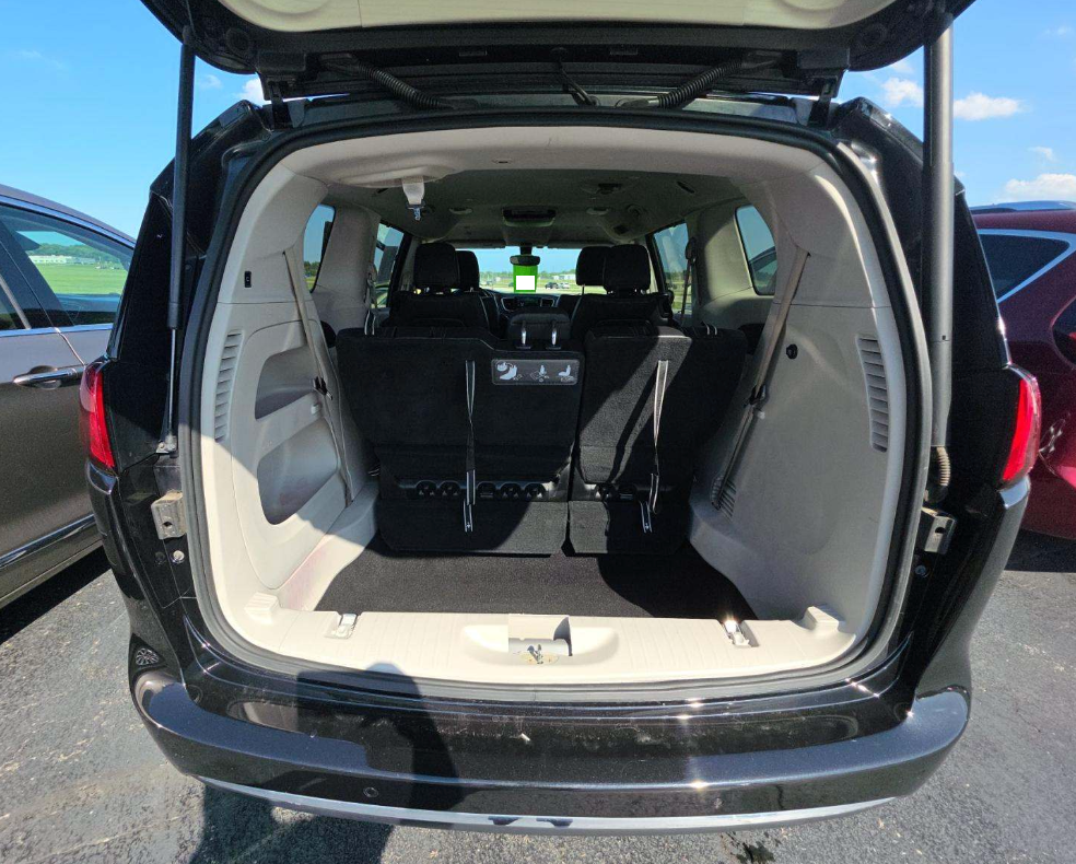 2018 Chrysler Pacifica Touring L