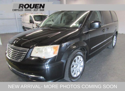 2013 Chrysler Town & Country Touring