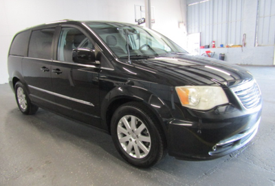 2013 Chrysler Town & Country Touring
