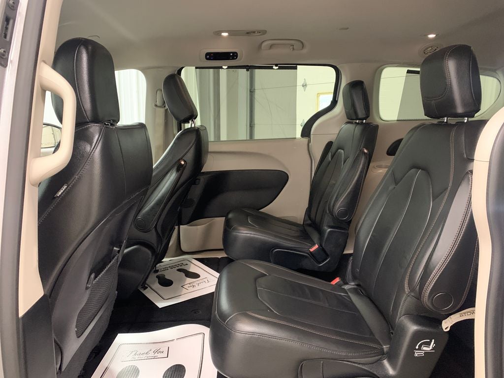2017 Chrysler Pacifica Touring L