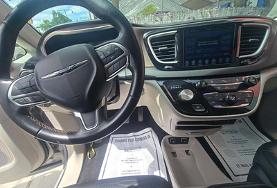 2017 Chrysler Pacifica Touring L