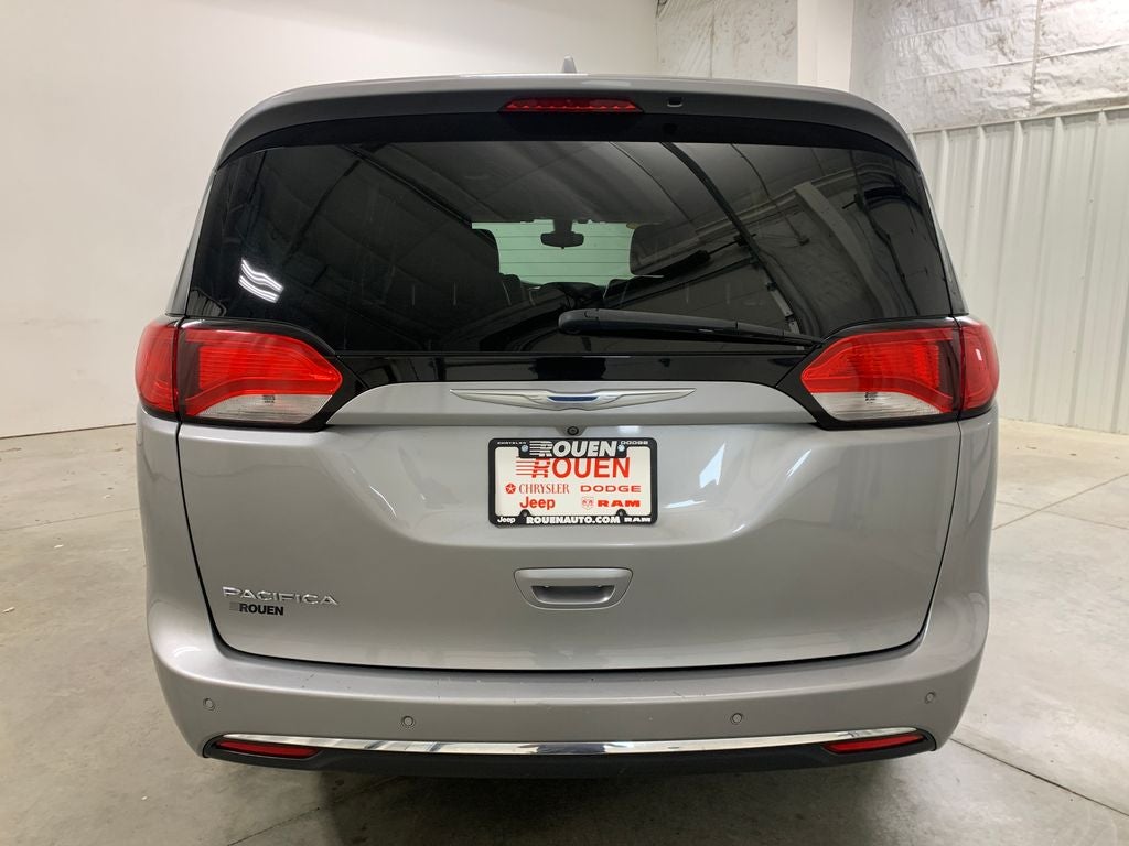 2017 Chrysler Pacifica Touring L