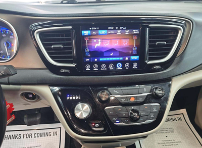 2017 Chrysler Pacifica Touring L