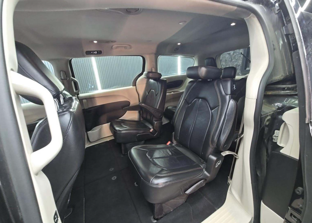 2017 Chrysler Pacifica Touring L