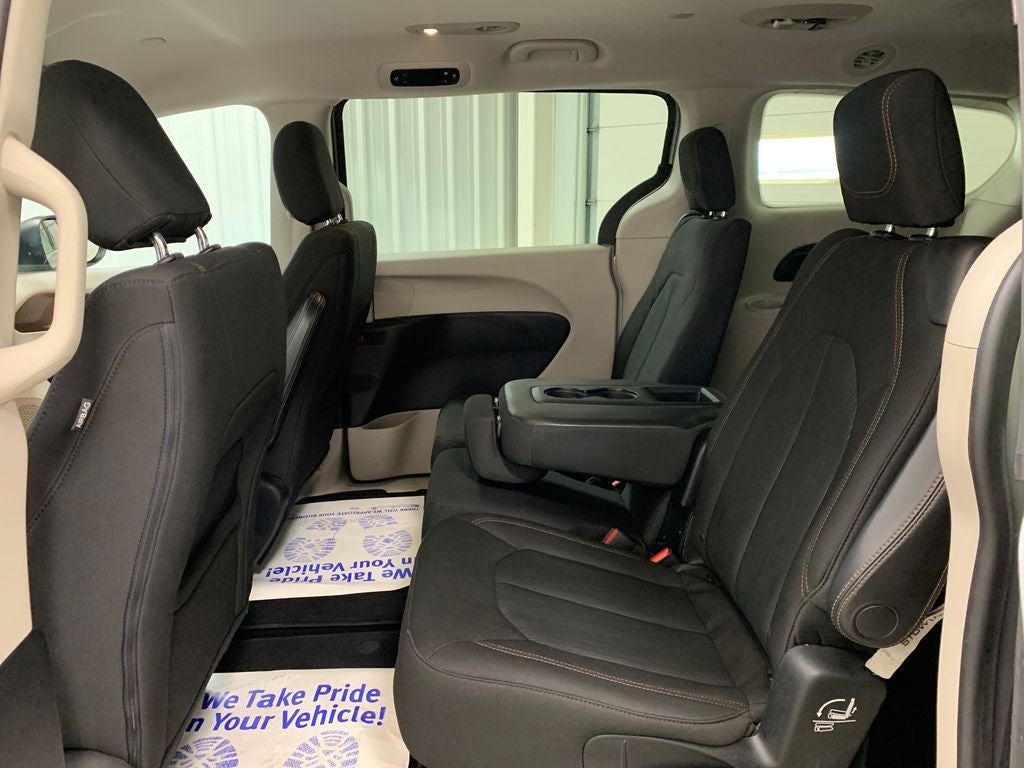 2017 Chrysler Pacifica LX