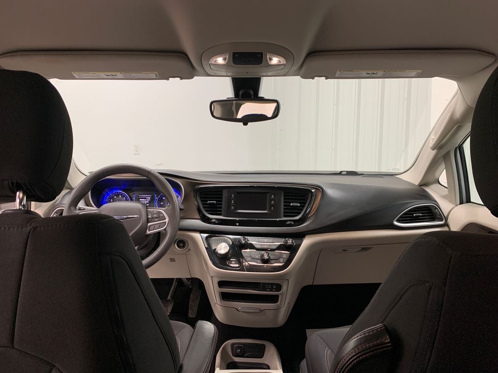 2017 Chrysler Pacifica LX