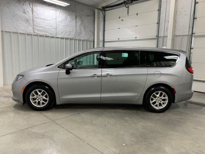 2017 Chrysler Pacifica LX