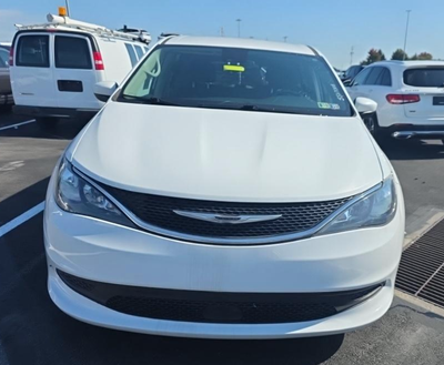 2021 Chrysler Voyager LX