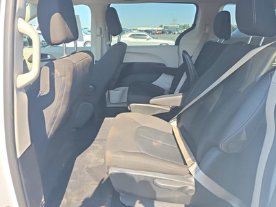 2021 Chrysler Voyager LX