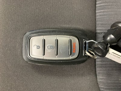 2021 Chrysler Voyager LX