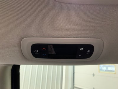 2021 Chrysler Voyager LX