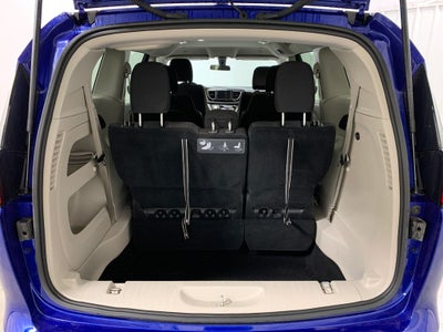 2021 Chrysler Voyager LX