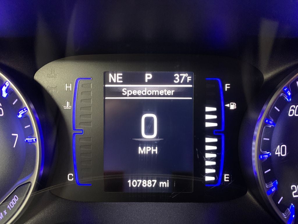 2021 Chrysler Voyager LX