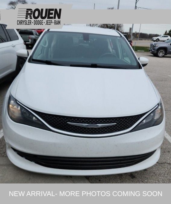 2017 Chrysler Pacifica Touring